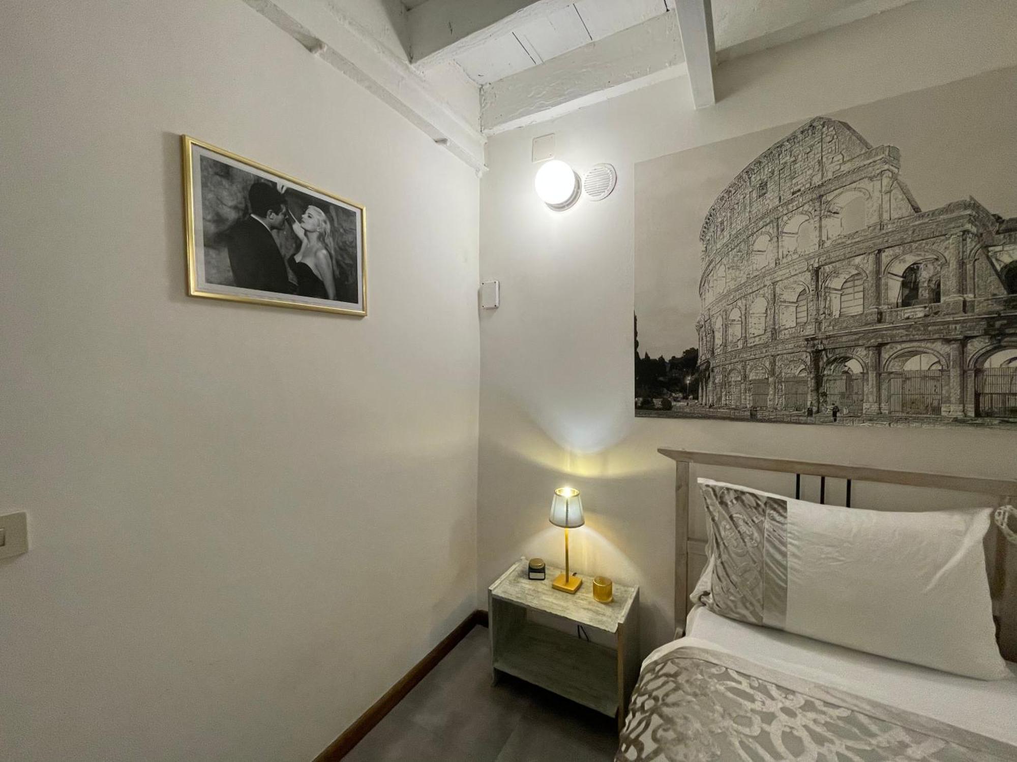 Apartment In The Heart Of Roma Екстериор снимка